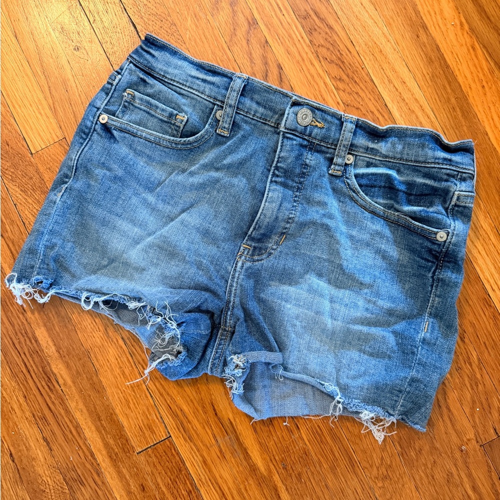 Banana Republic Premium Denim Cutoff Women’s Shorts  sz 27